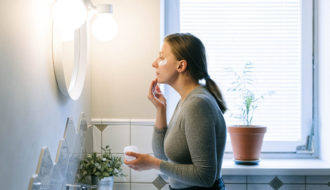Cara Menggunakan Facial Cleanser