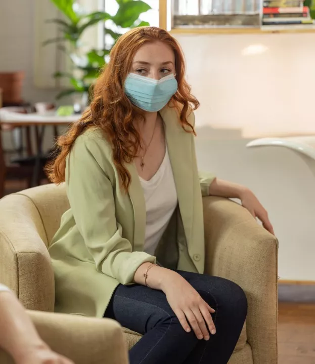 7 Jenis Outer untuk Wanita yang Bikin Semakin Stylish! 5 Blazer Outer