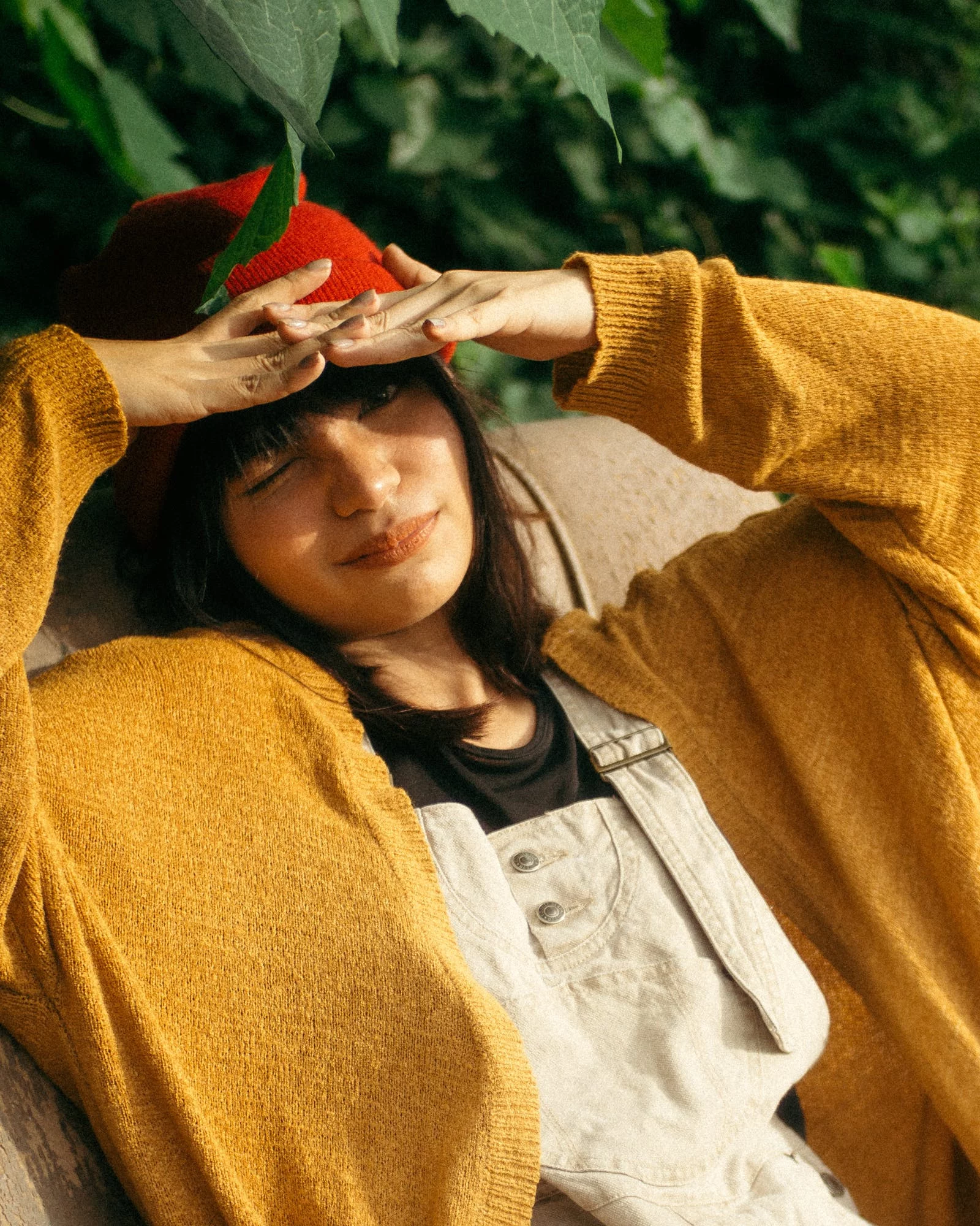 7 Jenis Outer untuk Wanita yang Bikin Semakin Stylish! 3 Cardigan Outer
